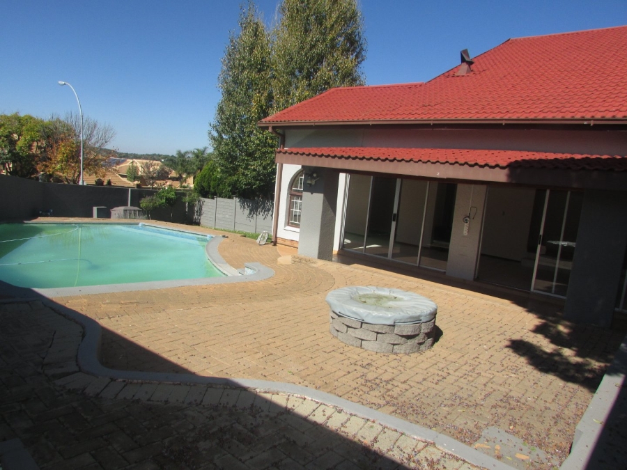 To Let 3 Bedroom Property for Rent in Heuwelsig Free State